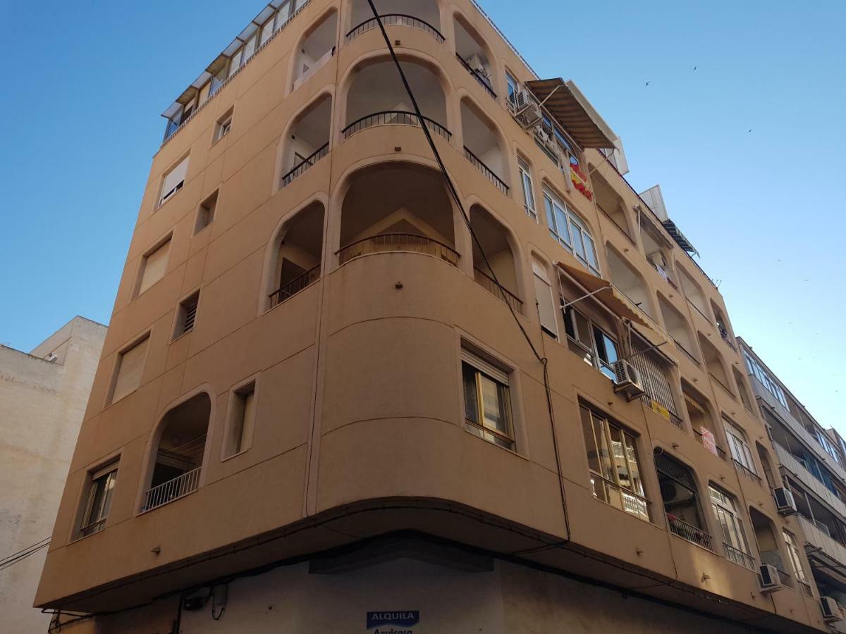 Apartmán Monteagudo - Estudio Cerca De Playa Del Acequion Torrevieja Exteriér fotografie